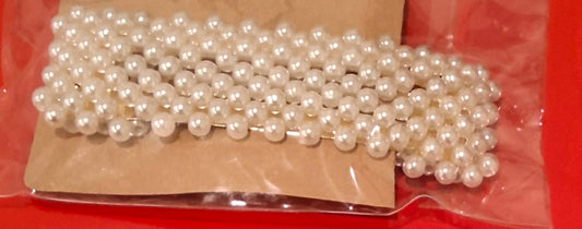 Pearl Barrette 1